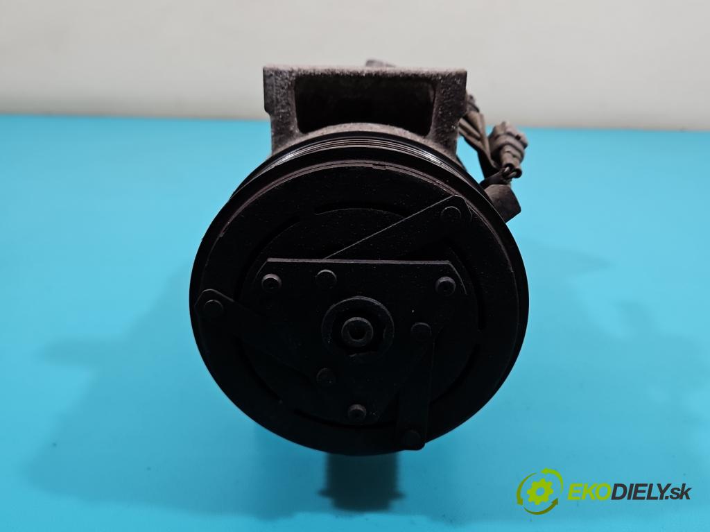 Renault Captur I 2013-2019 0.9 Tce 90 HP manual 66 kW 898 cm3 5- Kompresor: klimatizácie 926000217R (Kompresor klimatizácie)