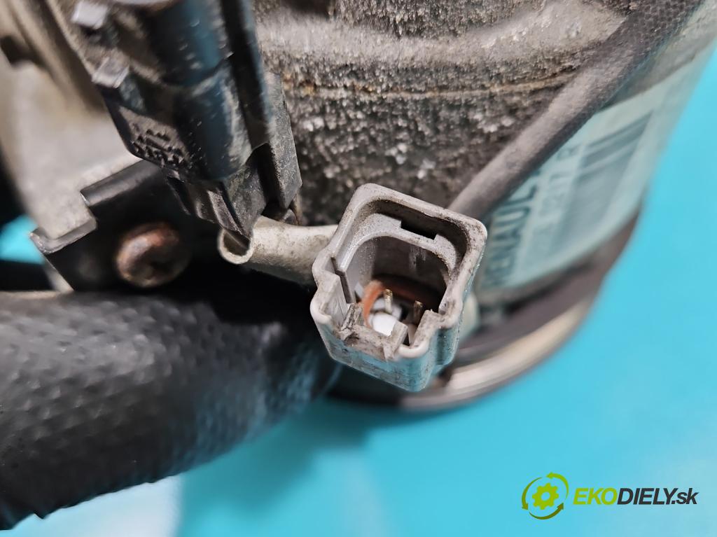 Renault Captur I 2013-2019 0.9 Tce 90 HP manual 66 kW 898 cm3 5- Kompresor: klimatizácie 926000217R (Kompresor klimatizácie)