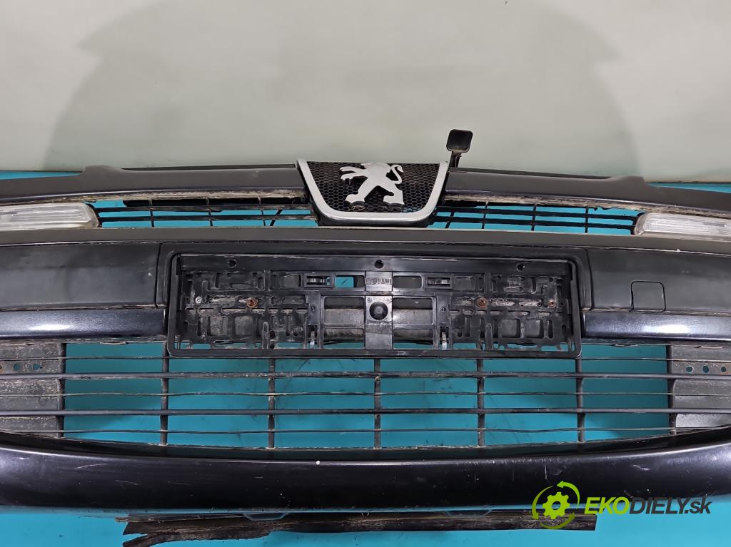 Peugeot 807 2002-2014 2.2 hdi 128 hp manual 94 kW 2179 cm3 5- nárazník přední  (Klika dveří ostatní)