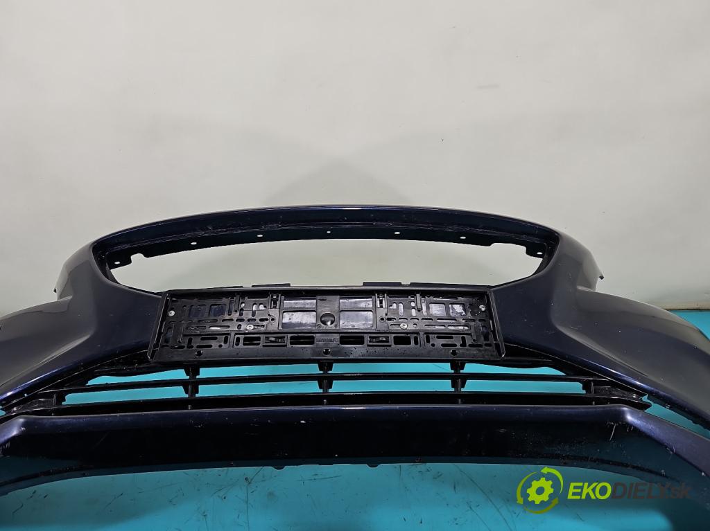 Volvo V40 II 2012-2019 1.6 D2 114 hp manual 84 kW 1560 cm3 5- nárazník přední  (Klika dveří ostatní)