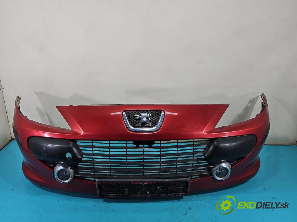 Peugeot 307 1.6 16V 109 hp manual 80 kW 1587 cm3 5- nárazník přední  (Klika dveří ostatní)