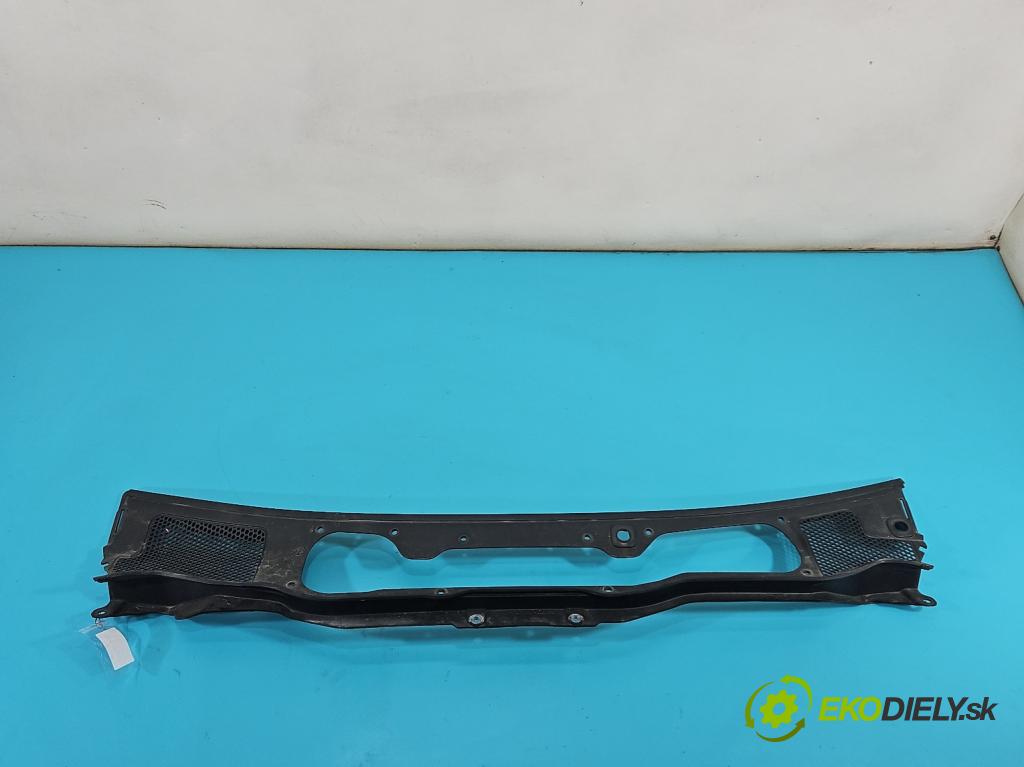 Volvo V40 II 2012-2019 1.6 D2 114 hp manual 84 kW 1560 cm3 5- torpédo  (Torpéda)