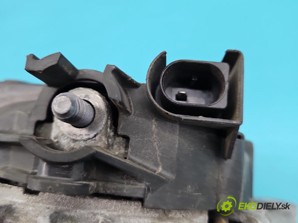 Volvo V40 II 2012-2019 1.6 D2 114 HP manual 84 kW 1560 cm3 5- Alternator 30644799 (Alternátor)