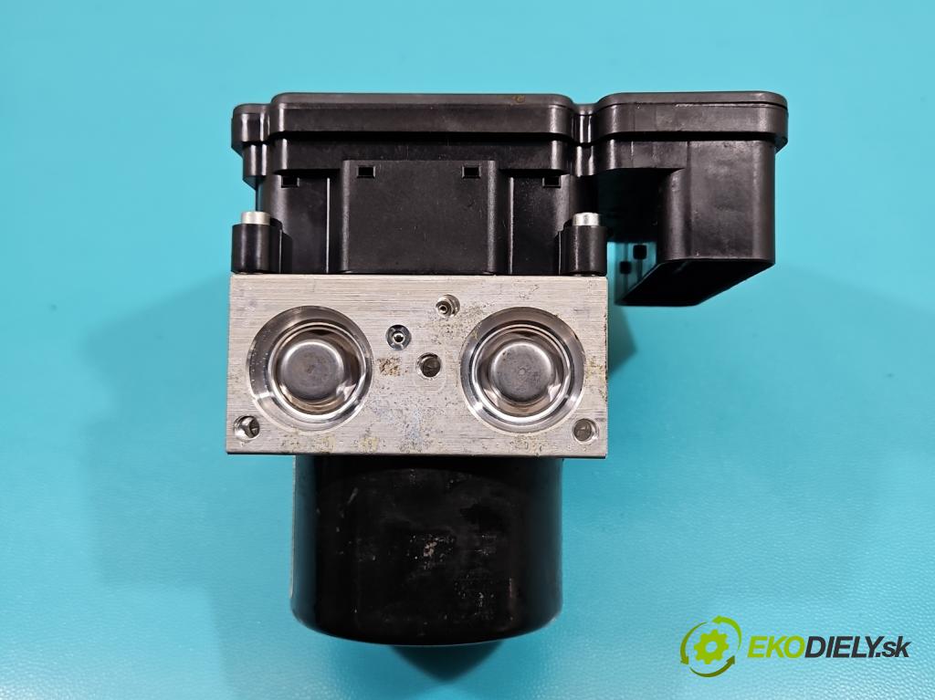 Volvo V40 II 2012-2019 1.6 D2 114 HP manual 84 kW 1560 cm3 5- čerpadlo abs P31423315 (Pumpa ABS)