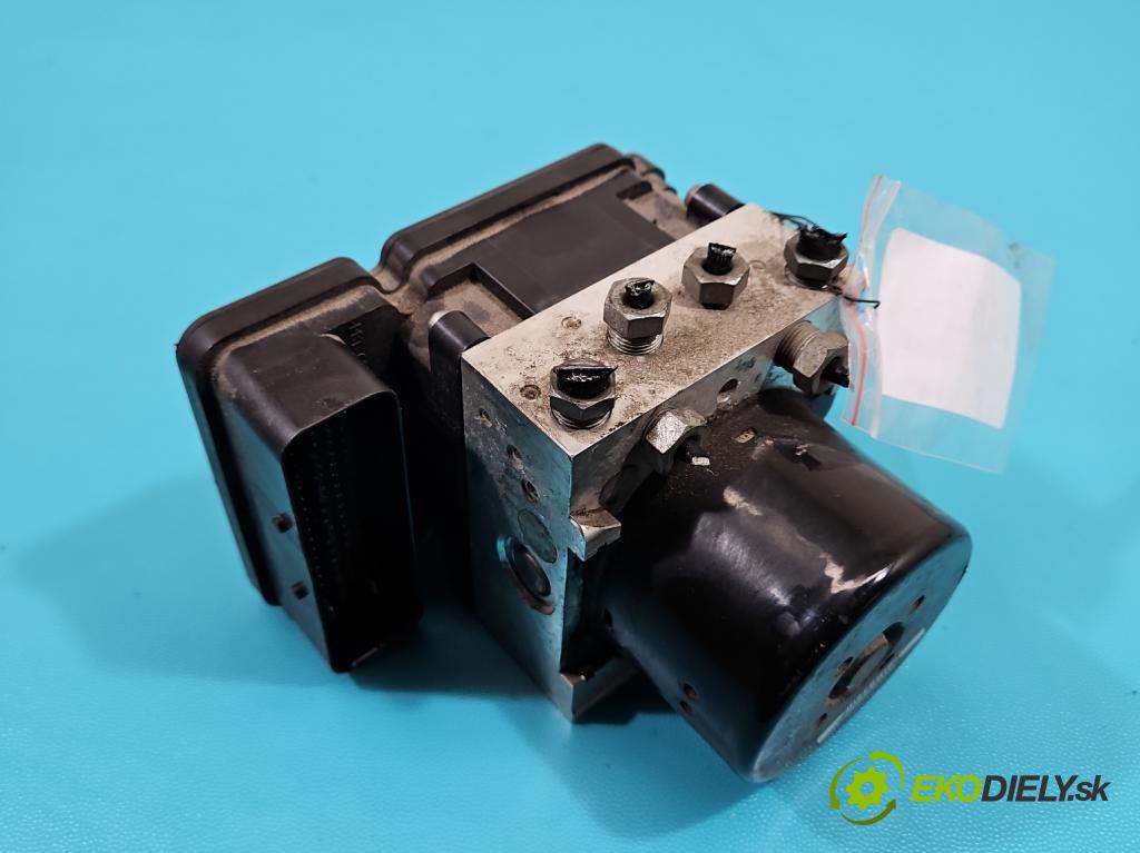 Volvo V40 II 2012-2019 1.6 D2 114 HP manual 84 kW 1560 cm3 5- čerpadlo abs P31423315 (Pumpa ABS)