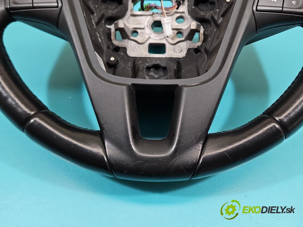 Volvo V40 II 2012-2019 1.6 D2 114 HP manual 84 kW 1560 cm3 5- volant  (Volant)