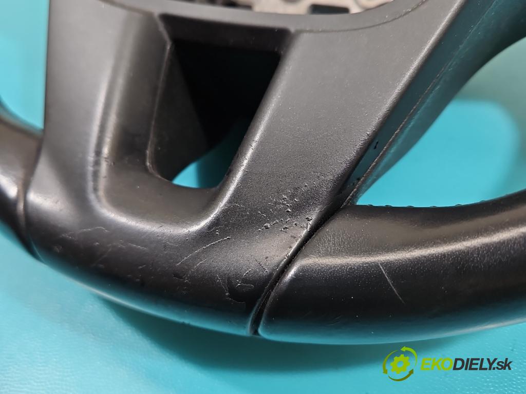 Volvo V40 II 2012-2019 1.6 D2 114 HP manual 84 kW 1560 cm3 5- volant  (Volant)