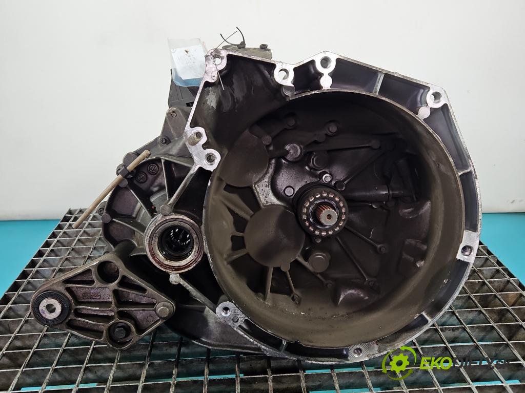 Volvo V40 II 2012-2019 1.6 D2 114 HP manual 84 kW 1560 cm3 5- prevodovka stupeň,rýchlosť manual CV6R 7002 GD