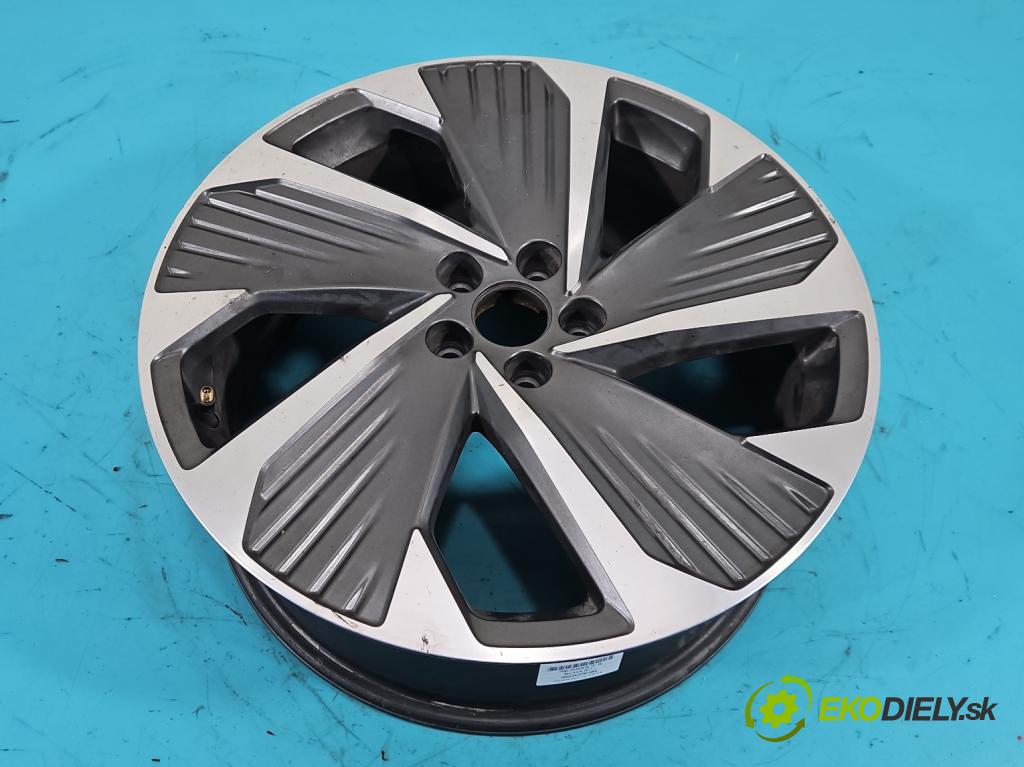 Seat Arona 2017- 1.0 TSI 110 HP manual 81 kW 999 cm3 5- Felga hliník: 18