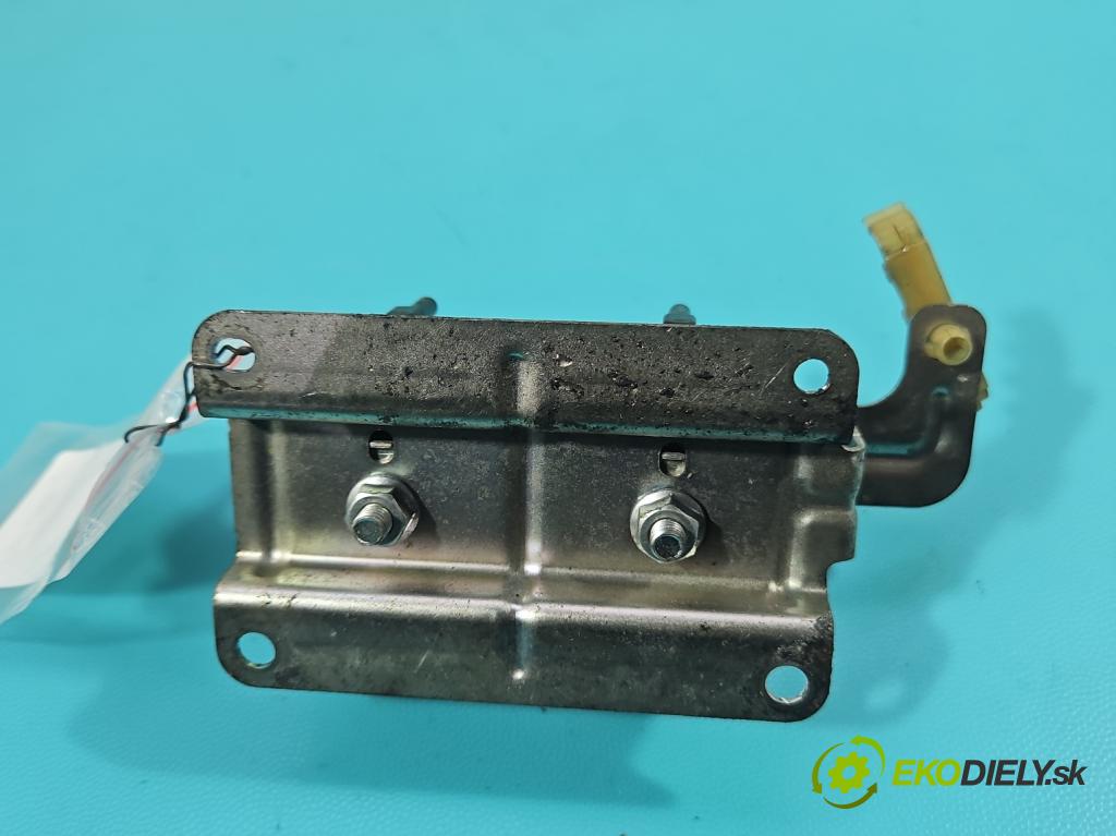 Ford Focus Mk2 2004-2011 2.0 16V 145 HP manual 107 kW 1999 cm3 5- ventil podtlaku 4M5G-9A500 (Ventil)