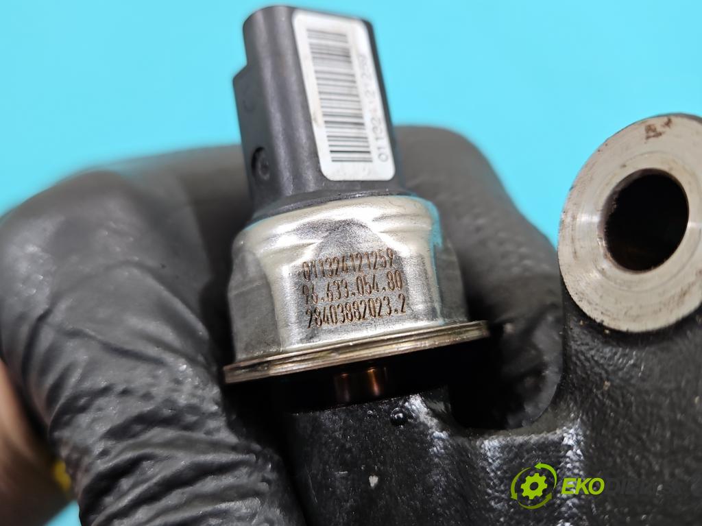 Toyota Proace I 2013-2016 2.0 D4D 128 HP manual 94 kW 1997 cm3 5- lišta vstrekovacia 9681909680 (Vstrekovacia lišta)