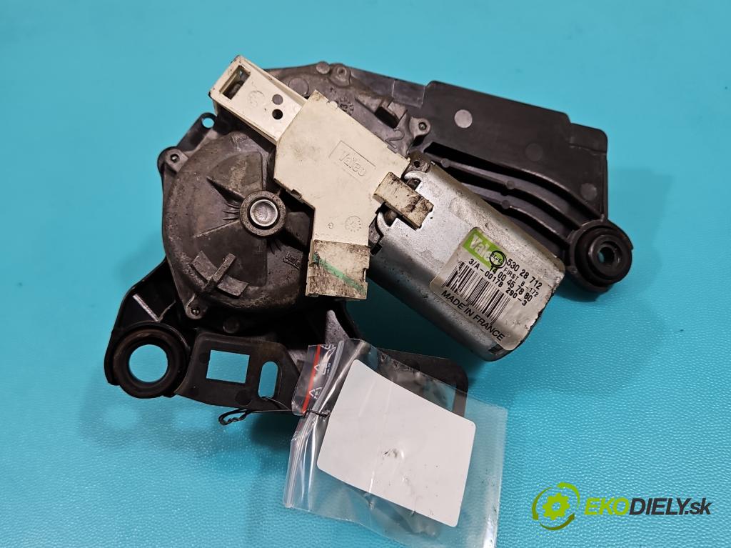 Toyota Proace I 2013-2016 2.0d 128 hp manual 94 kW 1997 cm3 5- motor stěrače zadní 1400457880