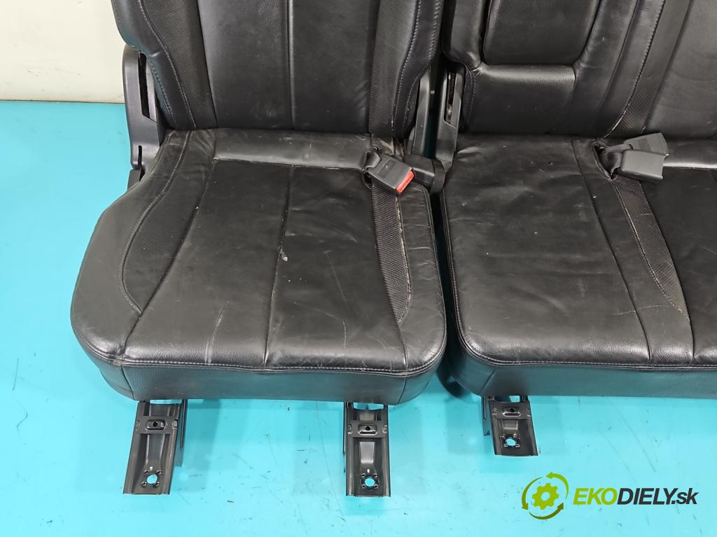 Ssangyong Rexton I 2001-2017 2.7 XDI 165 HP automatic 121 kW 2696 cm3 5- Pohovka: zadné (Sedadlo)