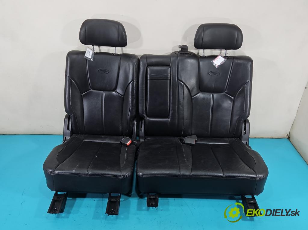 Ssangyong Rexton I 2001-2017 2.7 XDI 165 HP automatic 121 kW 2696 cm3 5- Pohovka: zadné  (Sedadlo)