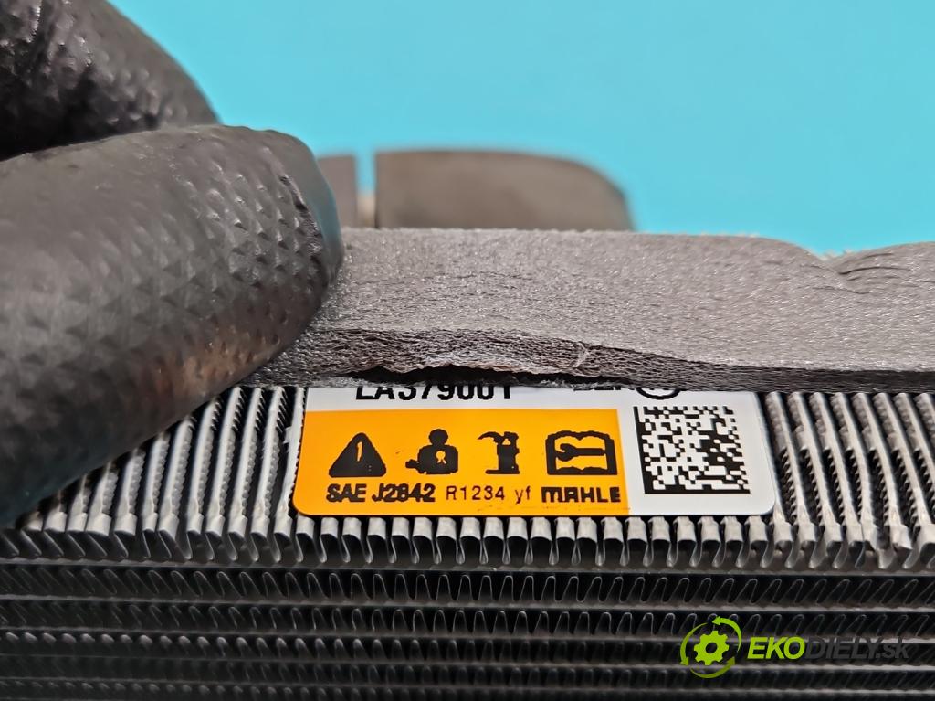 Seat Arona 2017- 1.0 TSI 110 hp manual 81 kW 999 cm3 5- radiátor  (Radiátory topení)