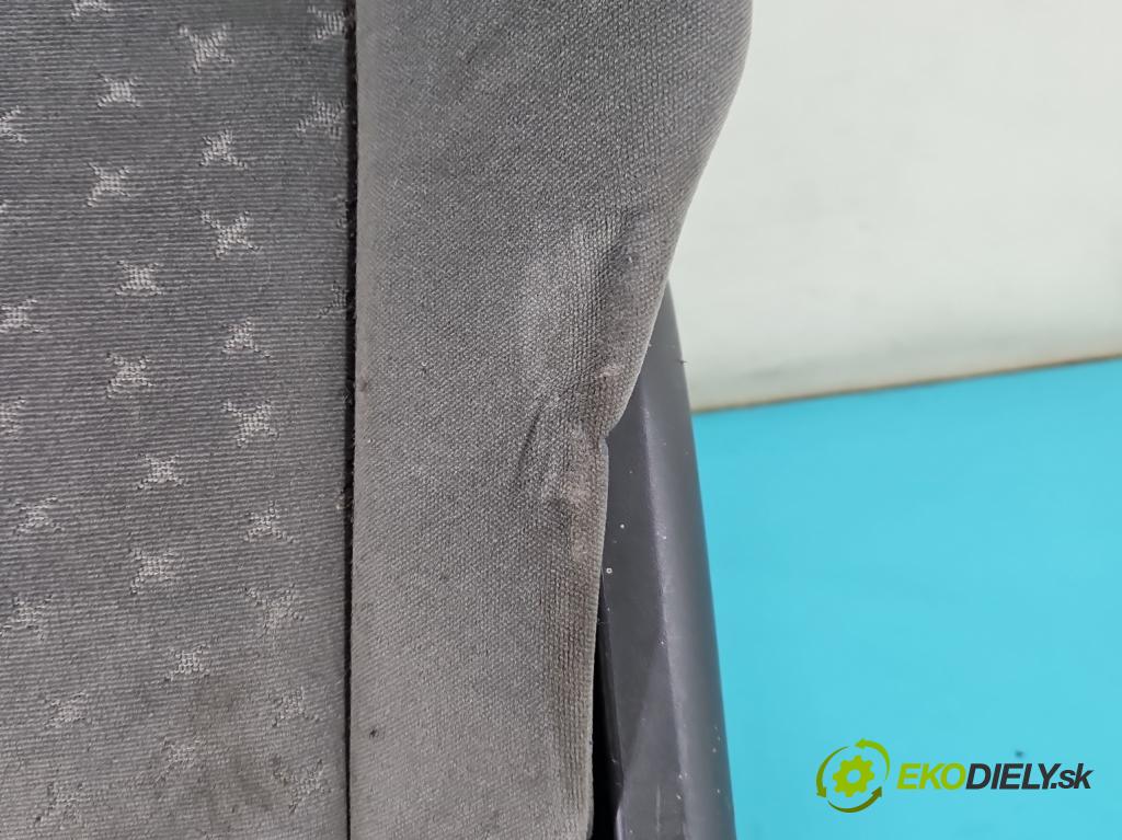 Peugeot 807 2002-2014 2.2 hdi 128 HP manual 94 kW 2179 cm3 5- Sedačka zadné pravý III