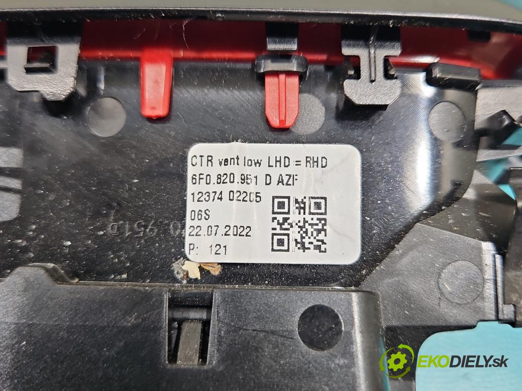 Seat Arona 2017- 1.0 TSI 110 HP manual 81 kW 999 cm3 5- Mřížka: kúrenia stredová 6F0820951D (Mriežka kúrenia (fukár))