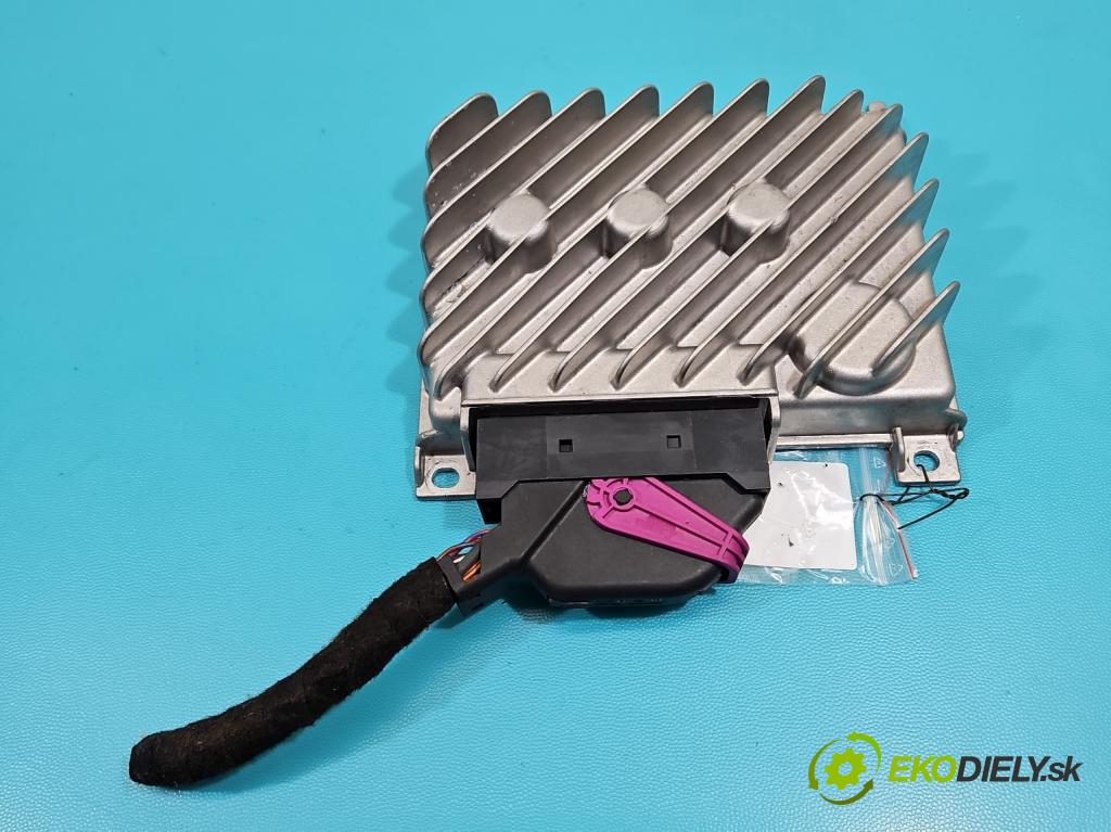 Seat Arona 2017- 1.0 TSI 110 HP manual 81 kW 999 cm3 5- Zesilovač: 2G0035456 (Zosilňovač)