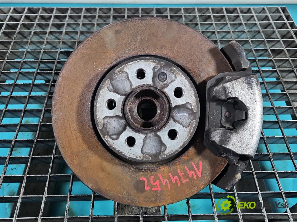 Seat Arona 2017- 1.0 TSI 110 hp manual 81 kW 999 cm3 5- náboj pravé  (Náboje)