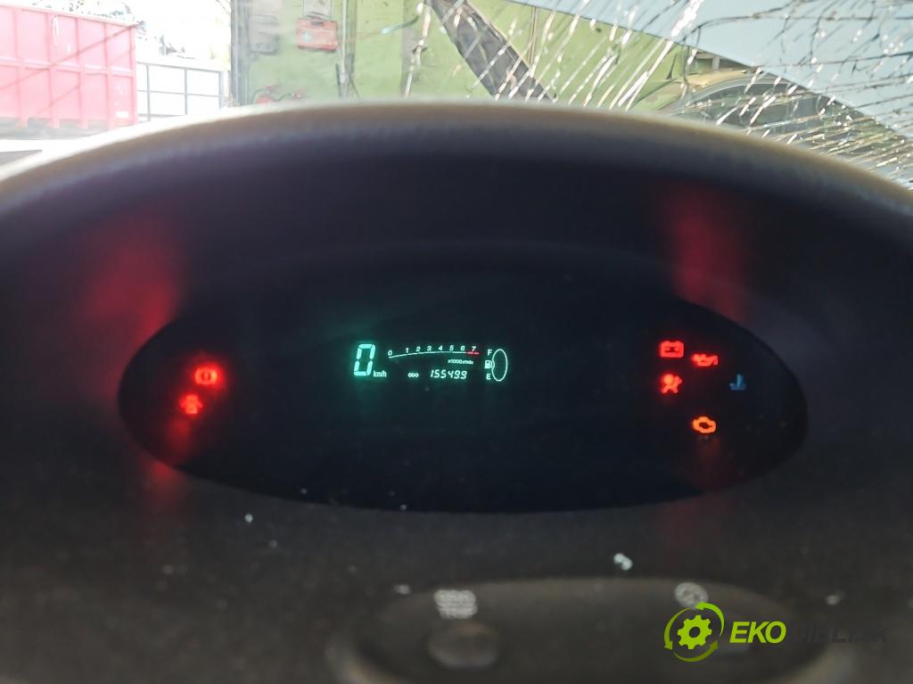 Toyota Yaris I 1999-2005 1.0 vvti 68 hp manual 50 kW 998 cm3 3- Přístrojová deska 83800-0D010 (Přístrojové desky, displeje)