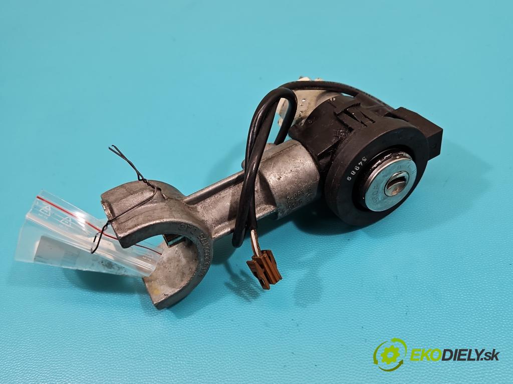 Skoda Felicia 1.3 mpi 68 HP manual 50 kW 1289 cm3 5- Spínačka  (Spínacia skrinka)