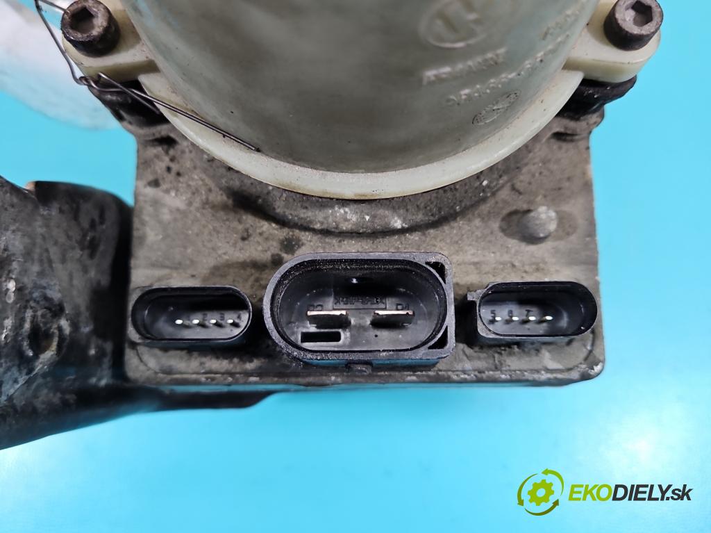 Seat Ibiza III 6L 2002-2008 1.4 tdi 80 HP manual 59 kW 1422 cm3 3- čerpadlo posilovač 6Q0423155AJ (Servočerpadlo)