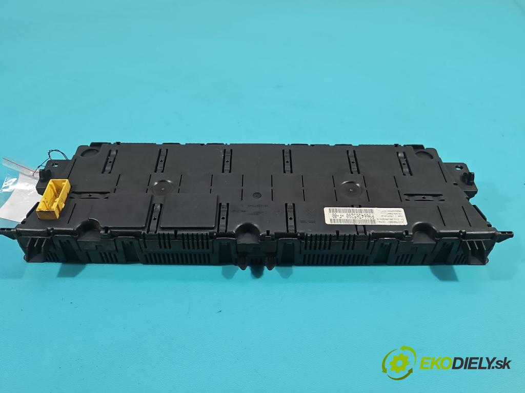 Citroen C4 Picasso I 2006-2013 2.0 hdi 136 HP automatic 100 kW 1997 cm3 5- prístrojovka/ budíky P9664365280 (Prístrojová doska)