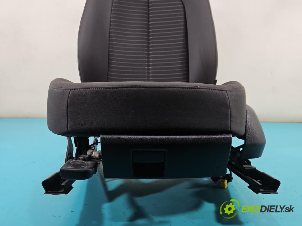 Audi A6 C7 2011-2018 2.0 TFSI 179KM automatic 132 kW 1984 cm3 4- Sedačka ľavý  (Sedadlo)