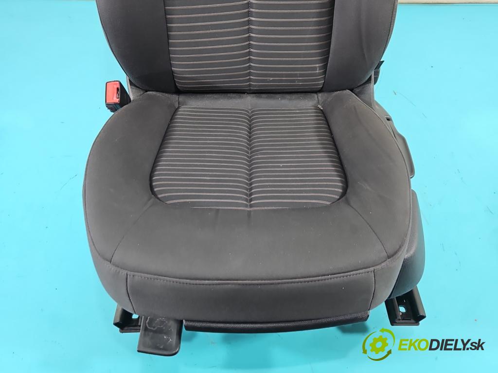 Audi A6 C7 2011-2018 2.0 TFSI 179KM automatic 132 kW 1984 cm3 4- Sedačka ľavý  (Sedadlo)