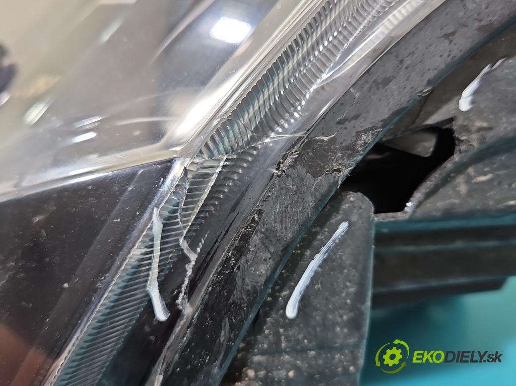 Skoda Superb III 2015-2024 2.0 TDI 190 hp automatic 140 kW 1968 cm3 5- světlo levý 3V1941015B (Klika dveří ostatní)