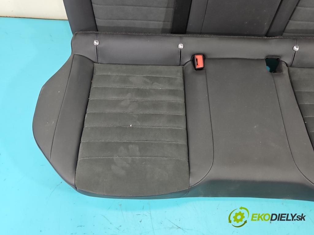 Seat Arona 2017- 1.0 TSI 110 HP manual 81 kW 999 cm3 5- Pohovka: zadné  (Sedadlo)