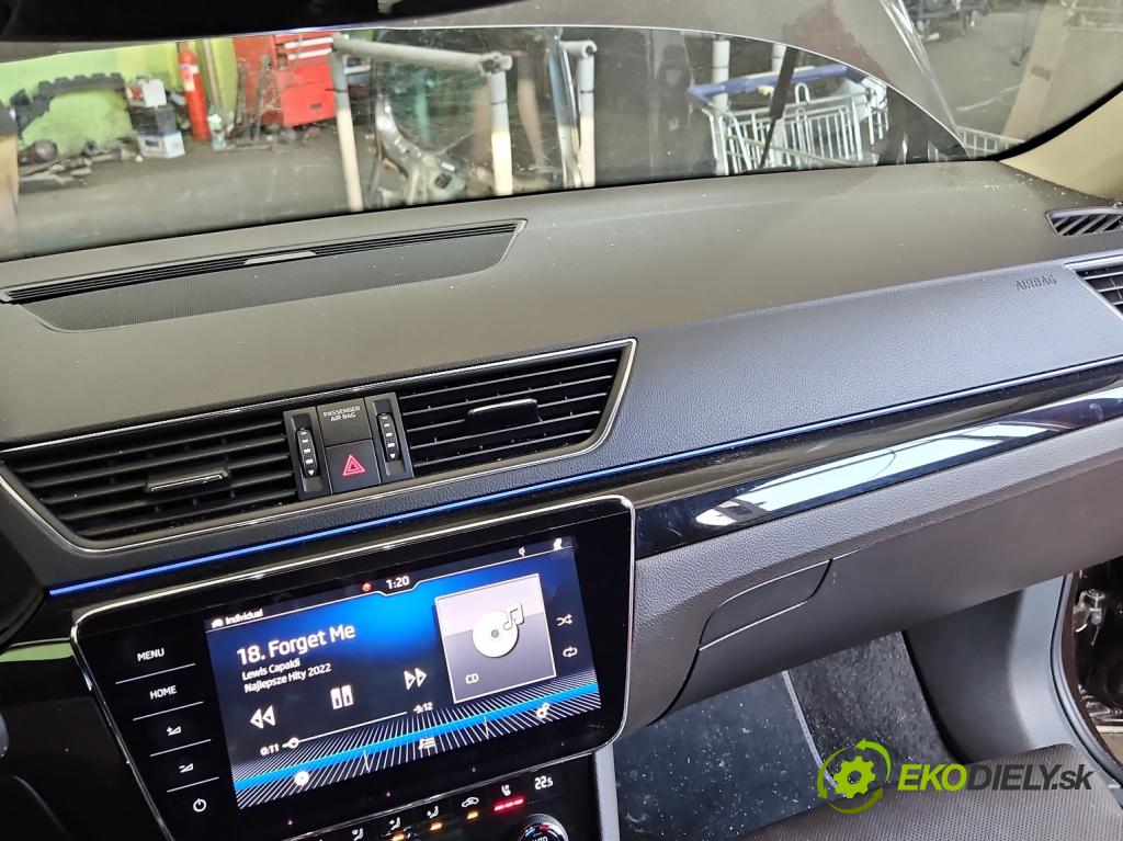Skoda Superb III 2015-2024 2.0 TDI 190 hp automatic 140 kW 1968 cm3 5- Podsvícení 3V1947193A