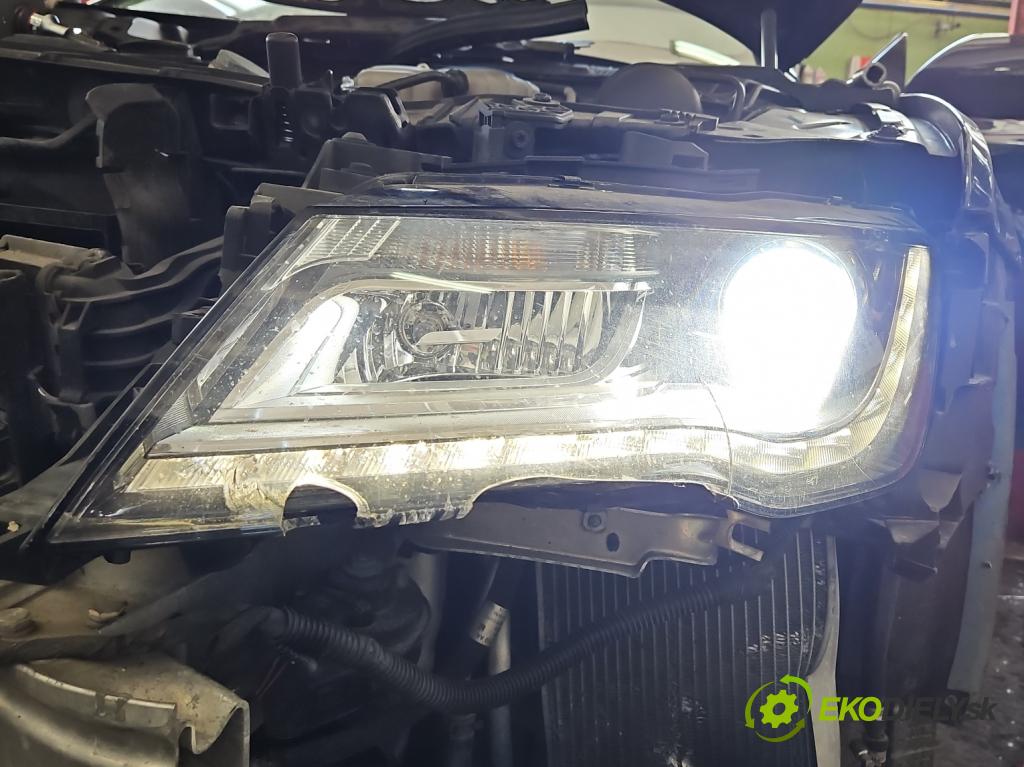 Audi A7 4G 2010-2018 4.0 V8 TFSI 420 hp automatic 309 kW 3993 cm3 5- Reflektor: ľavý 4G8941043A (Kľučka dverí ostatné)