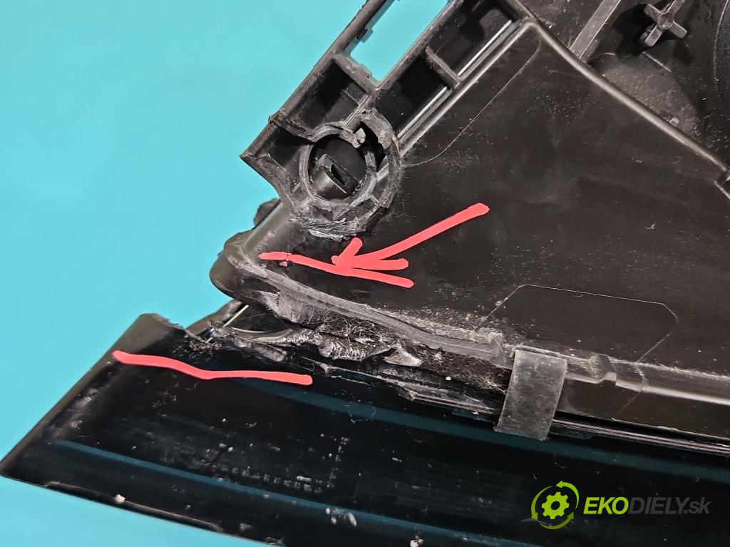 Audi A7 4G 2010-2018 4.0 V8 TFSI 420hp automatic 309 kW 3993 cm3 5- světlo pravý 4G8941006 (Pravé přední světlo)