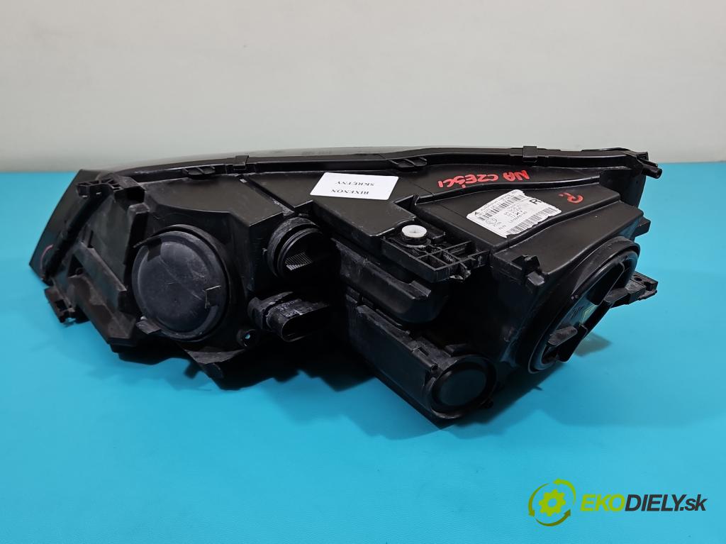 Audi A7 4G 2010-2018 4.0 V8 TFSI 420hp automatic 309 kW 3993 cm3 5- světlo pravý 4G8941006 (Pravé přední světlo)