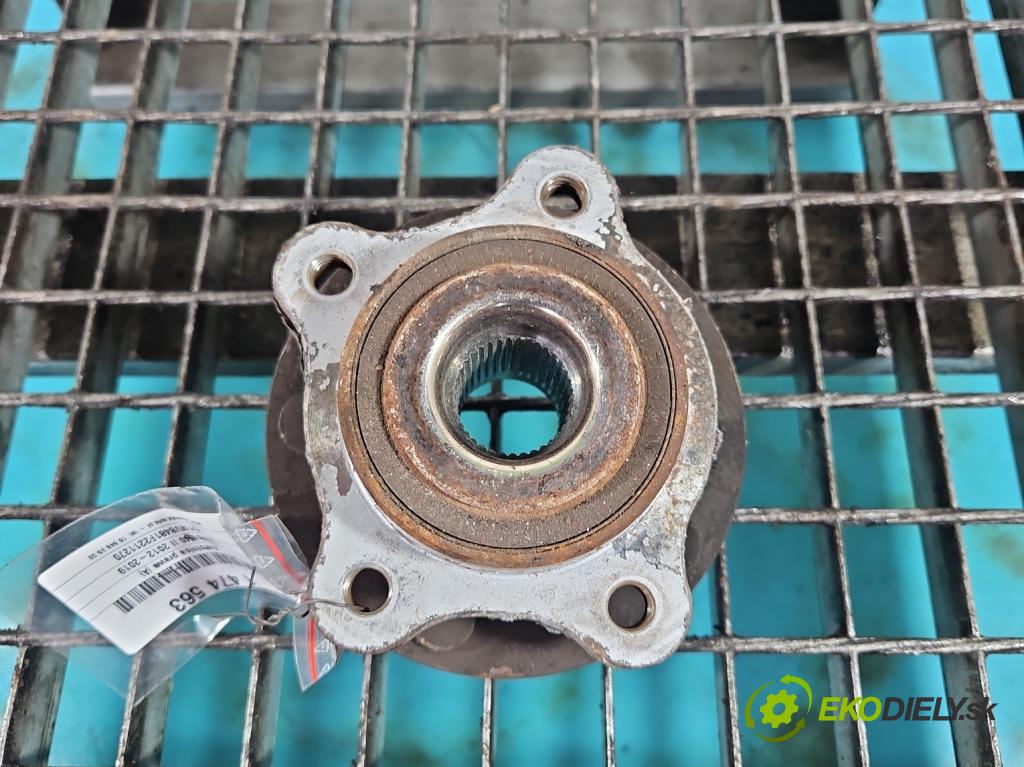 Volvo V40 II 2012-2019 1.6 D2 114 hp manual 84 kW 1560 cm3 5- náboj pravé  (Náboje)