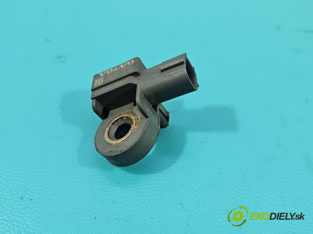 Volvo V40 II 2012-2019 1.6 D2 114 HP manual 84 kW 1560 cm3 5- snímač šokovat: 31387891 (Snímač nárazu)