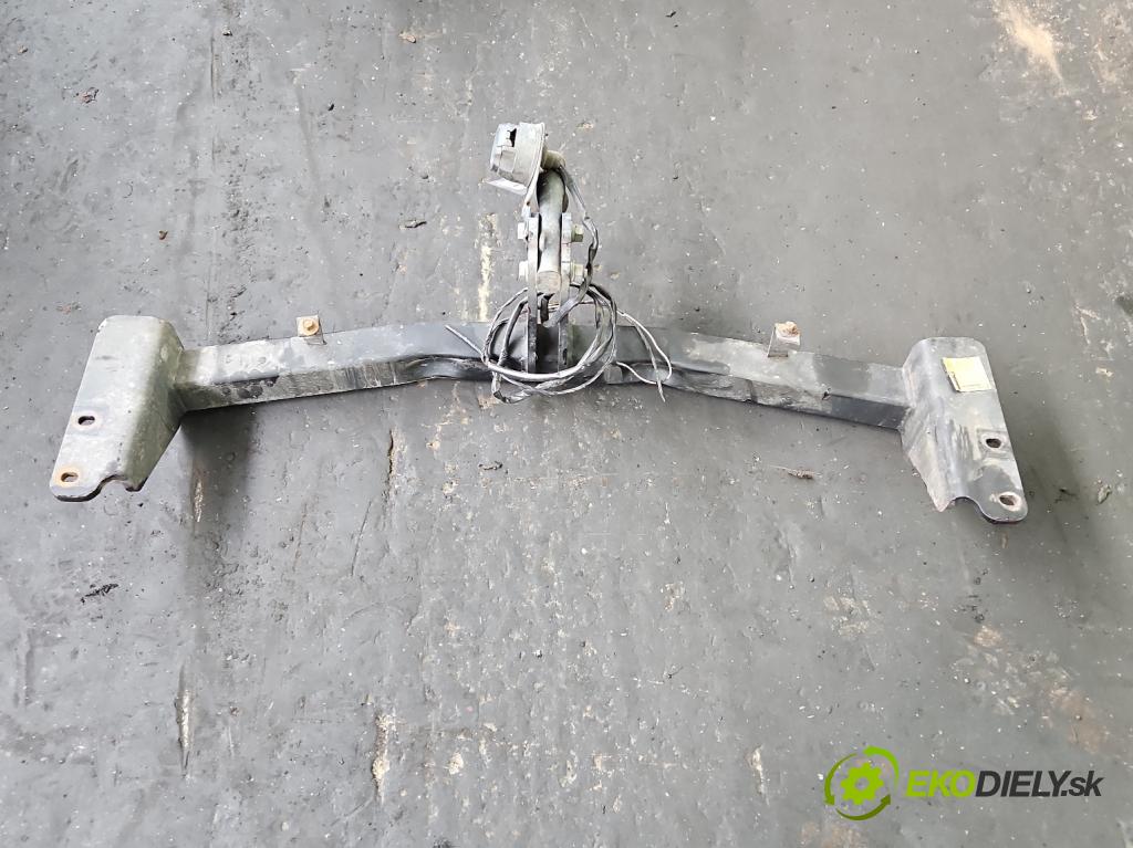 Ssangyong Rexton I 2001-2017 2.7 XDI 165 HP automatic 121 kW 2696 cm3 5- Hák: vlečení:  (Ťažné zariadenie)