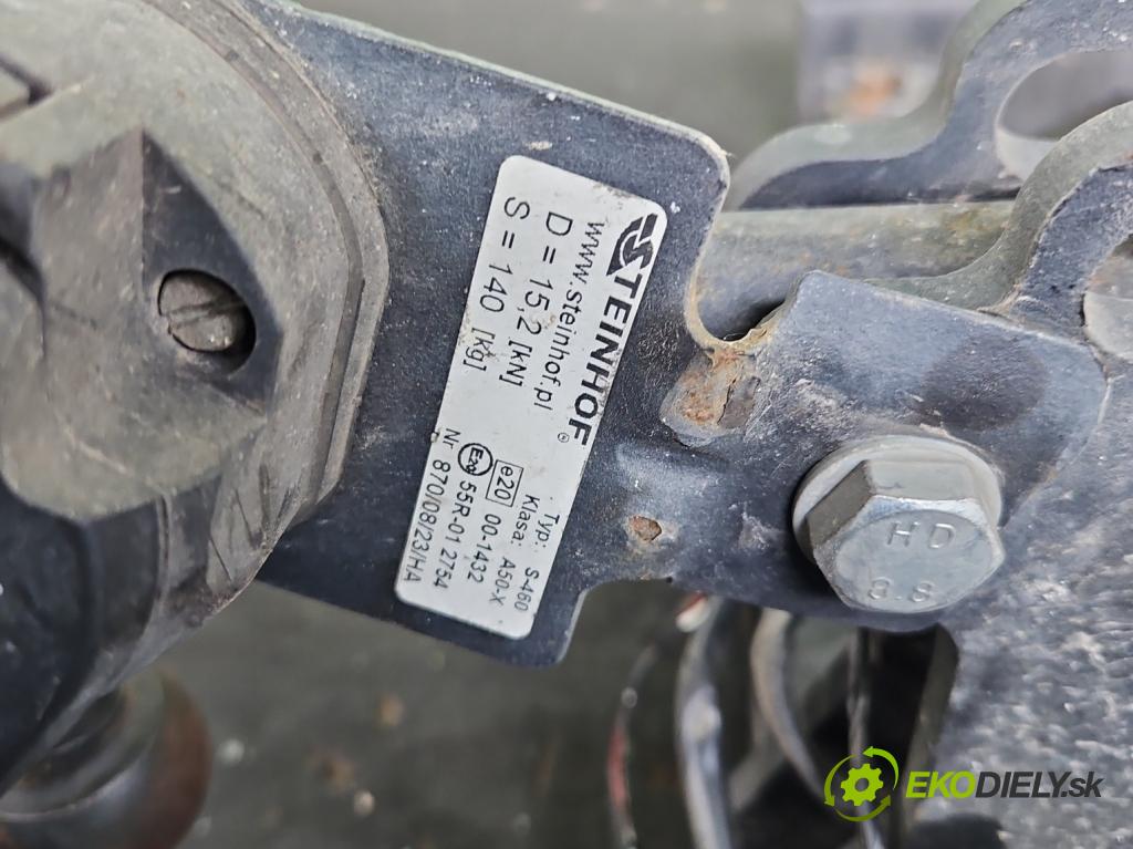 Ssangyong Rexton I 2001-2017 2.7 XDI 165 HP automatic 121 kW 2696 cm3 5- Hák: vlečení:  (Ťažné zariadenie)