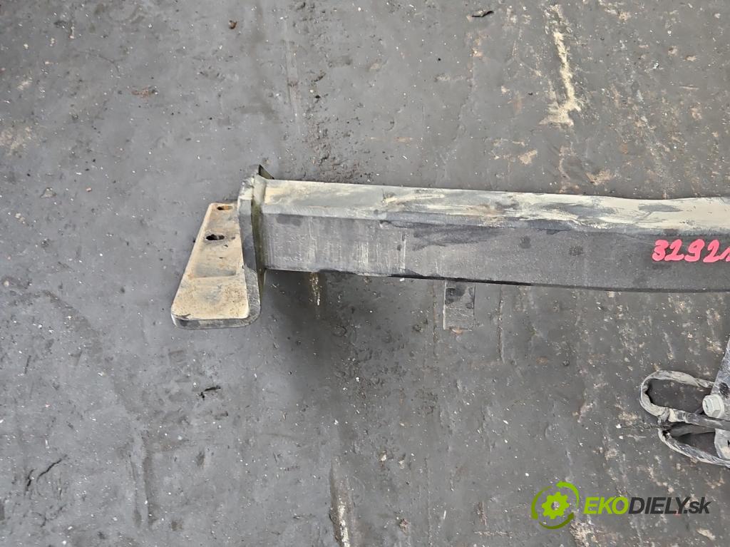 Ssangyong Rexton I 2001-2017 2.7 XDI 165 HP automatic 121 kW 2696 cm3 5- Hák: vlečení:  (Ťažné zariadenie)