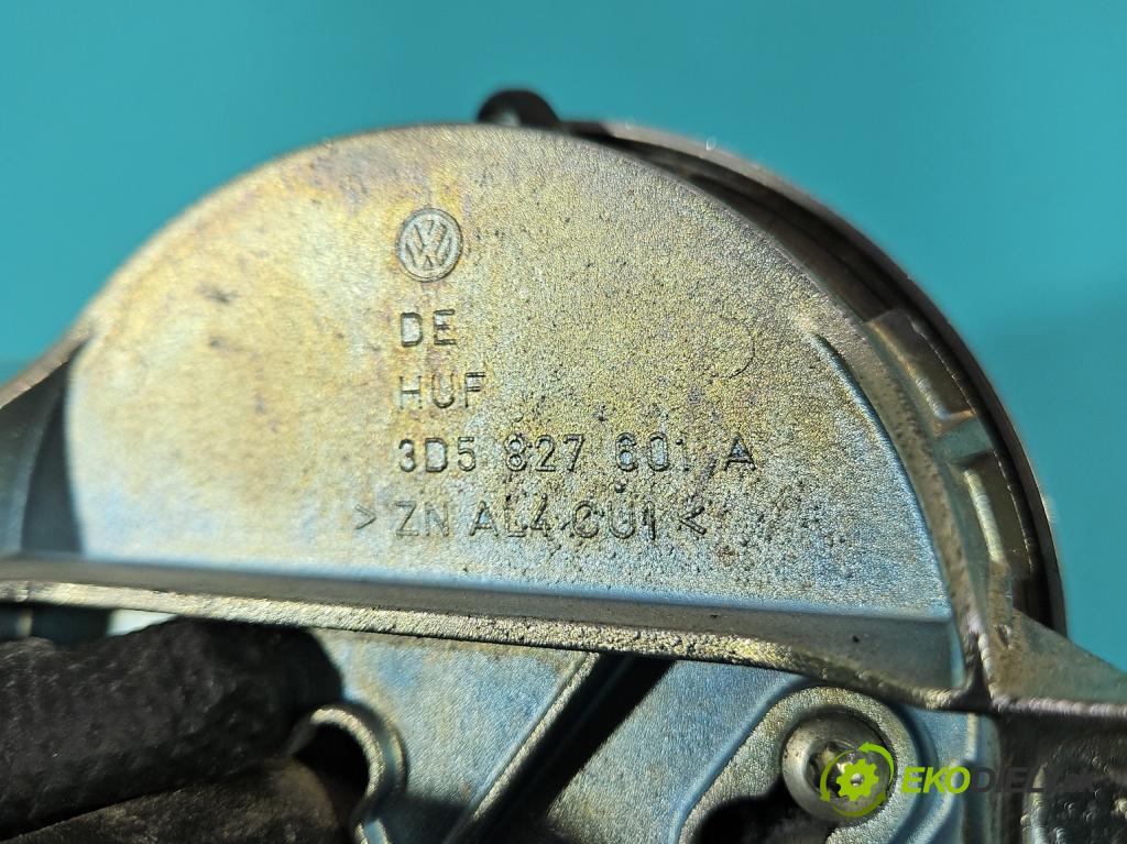 Vw Phaeton 3.2 V6 fsi 241KM automatic 177 kW 3189 cm3 4- rukoväť kufrové dvere zadné 3D5827601A