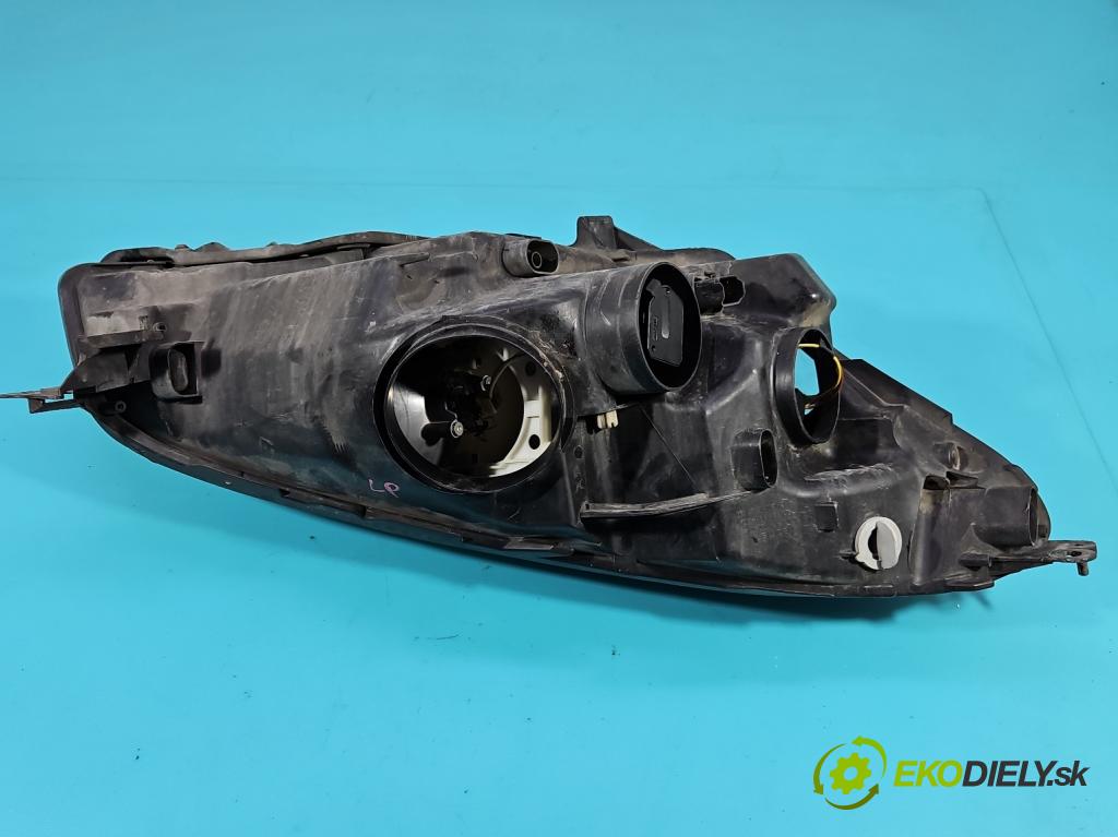 Citroen C4 Picasso I 2006-2013 2.0 hdi 136hp automatic 100 kW 1997 cm3 5- světlo levý  (Klika dveří ostatní)