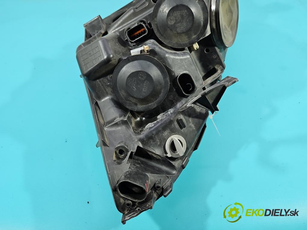 Citroen C4 Picasso I 2006-2013 2.0 hdi 136 HP automatic 100 kW 1997 cm3 5- Reflektor: pravý  (Svetlo predné pravé)