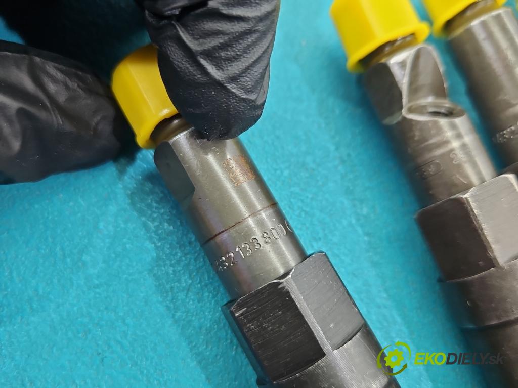 Ford Mondeo Mk3 2000-2007 2.0 tddi 116 HP manual 85 kW 1998 cm3 5- vstrek 0432133800 (Vstrekovač paliva)