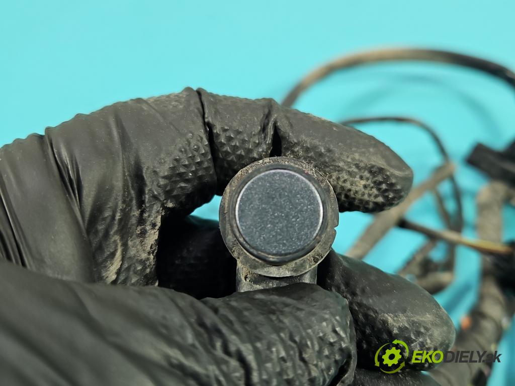 Audi Q5 2008-2016 2.0 TFSI 252KM automatic 185 kW 1984 cm3 5- snímač parkování 8R0971104AE