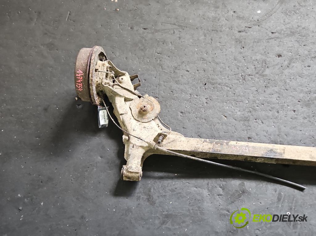 Daewoo Nexia 1.5 8V 75 HP manual 55 kW 1498 cm3 4- zadna výstuha  (Výstuha zadná)