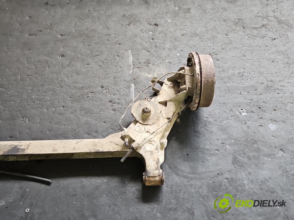 Daewoo Nexia 1.5 8V 75 HP manual 55 kW 1498 cm3 4- zadna výstuha  (Výstuha zadná)