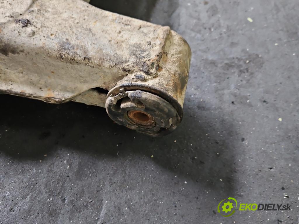 Daewoo Nexia 1.5 8V 75 HP manual 55 kW 1498 cm3 4- zadna výstuha  (Výstuha zadná)