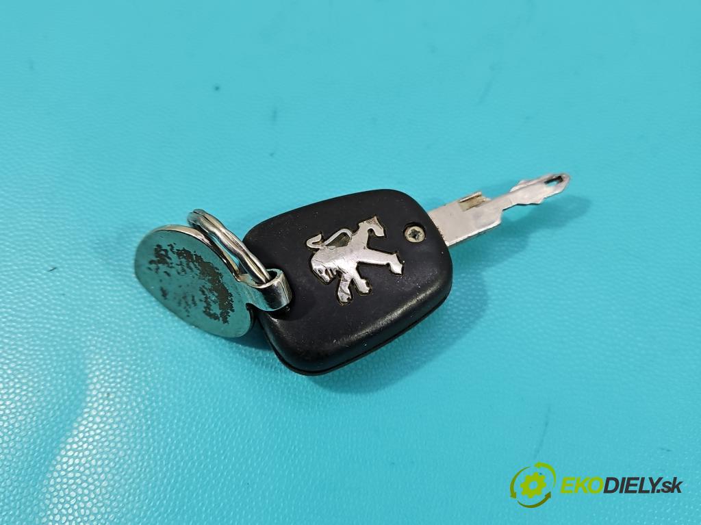 Peugeot 206 1.1 8V 60 HP manual 44 kW 1124 cm3 3- riadiaca jednotka motora IAW 48P2.76