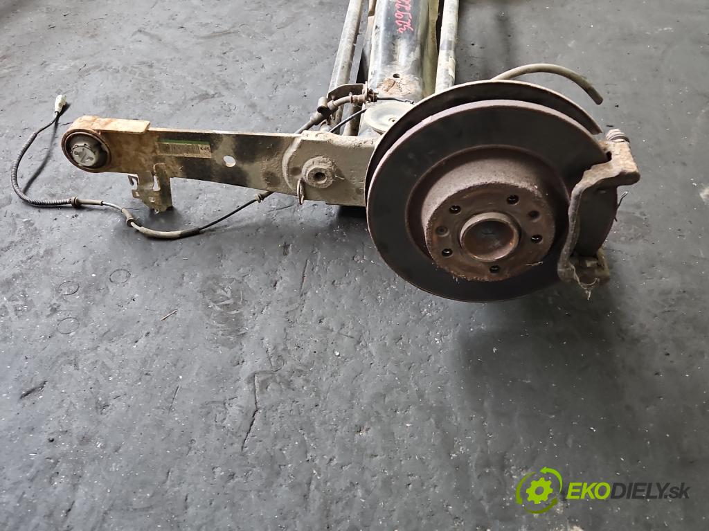 Toyota Proace I 2013-2016 2.0 D4D 128 HP manual 94 kW 1997 cm3 5- zadna výstuha  (Výstuha zadná)